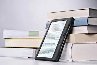 hablemos-libros-digitales-vs-libros-papel-L-J6KUcE